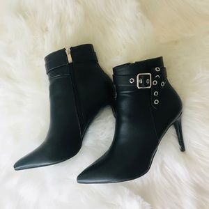 Senne Black Pointed Toe High Heel Ankle Booties